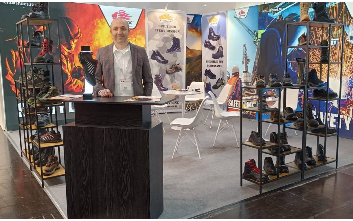 Lenox – Expozant la Târgul A+A Düsseldorf, Germania